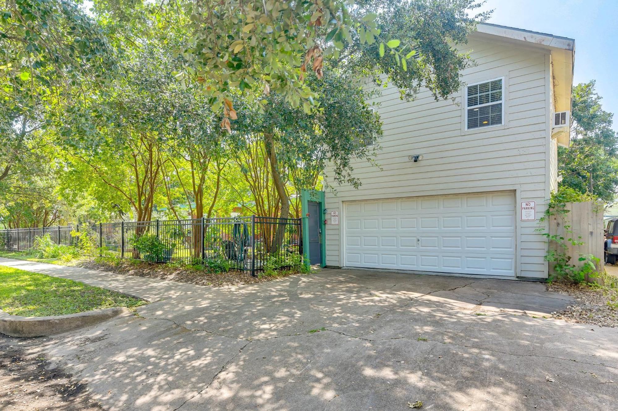 Cozy Galveston Apartment With Private Beach Pass! Εξωτερικό φωτογραφία