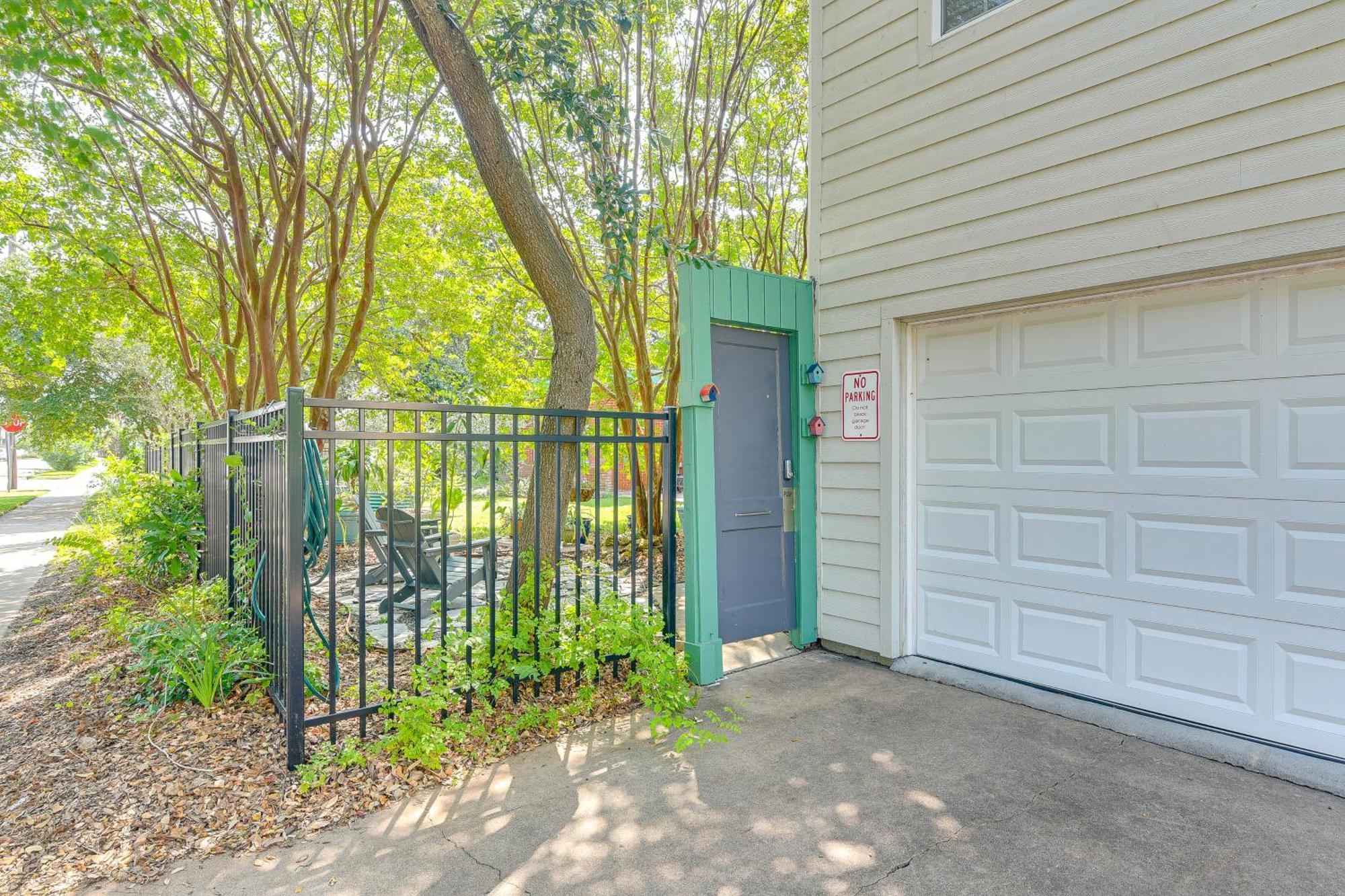 Cozy Galveston Apartment With Private Beach Pass! Εξωτερικό φωτογραφία