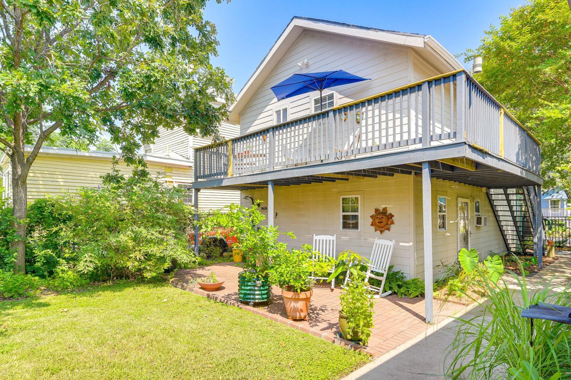 Cozy Galveston Apartment With Private Beach Pass! Εξωτερικό φωτογραφία